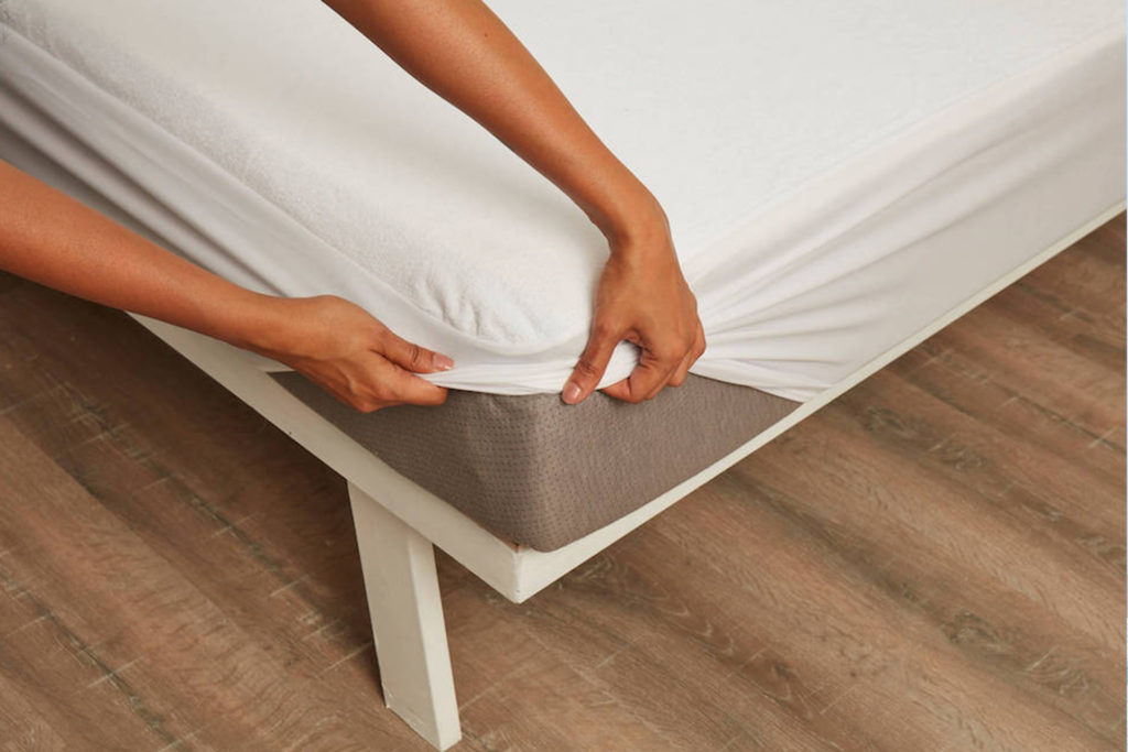 waterproof mattress protector